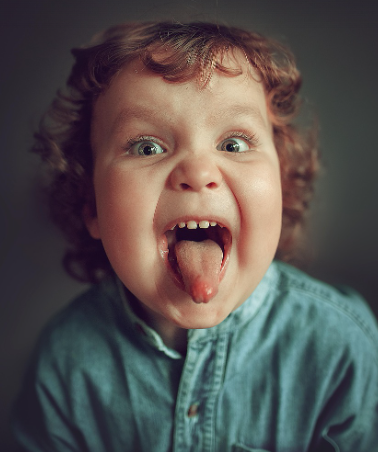 혀 색으로 보는 건강 자가 진단: 붉은 혀 vs 흰 혀 vs 갈라진 혀