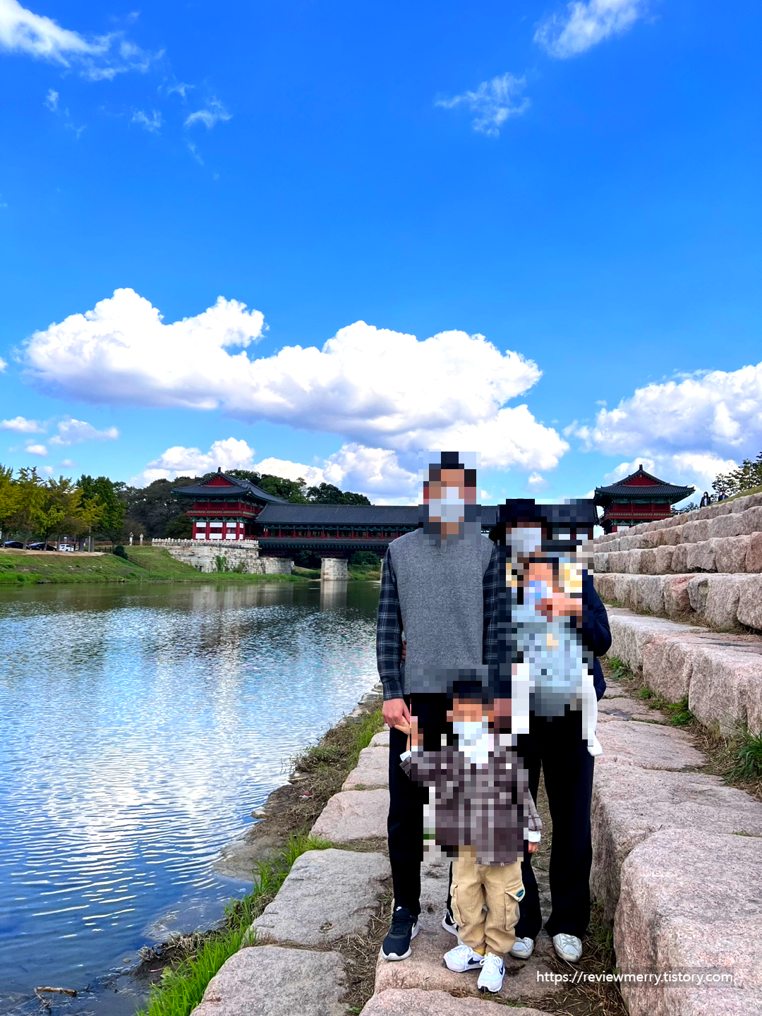 월정교 강가 낮 모습