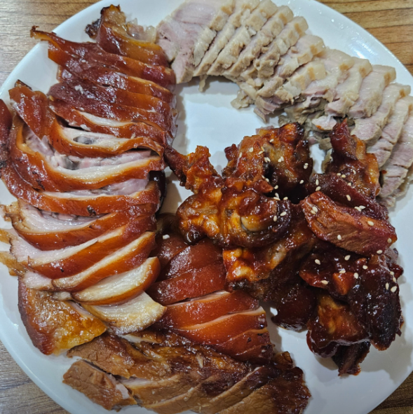 생생정보 족발 보쌈 매운족발 감자탕 무한리필 1인 14000원 인천 중구 신포역 우현족발 냉채족발