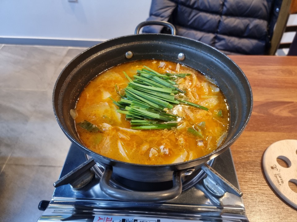 창원시청 양푼이동태탕 오리탕 맛집