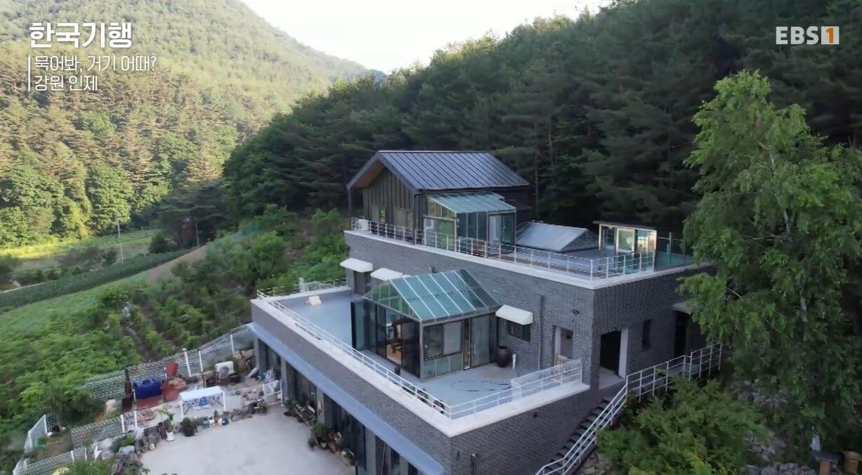 한국기행 묵어봐 거기 어때 강원 인제 물 명당에 물멍 숙소 공방 펜션