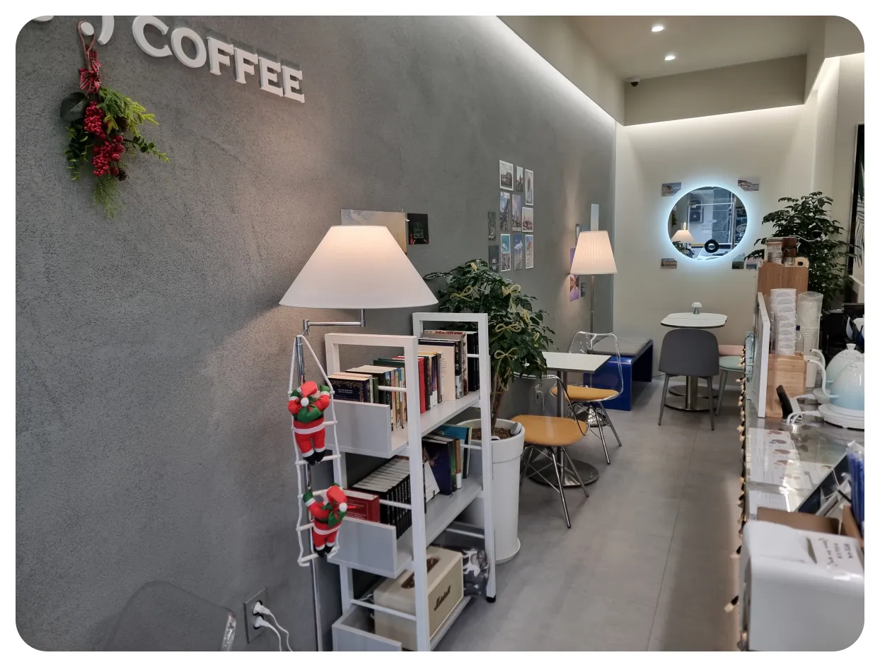 제헤즈커피-내부2