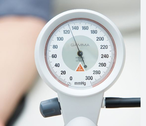 50대 혈압 낮추는 법 - 건강하게 혈압 관리하는 완벽 가이드