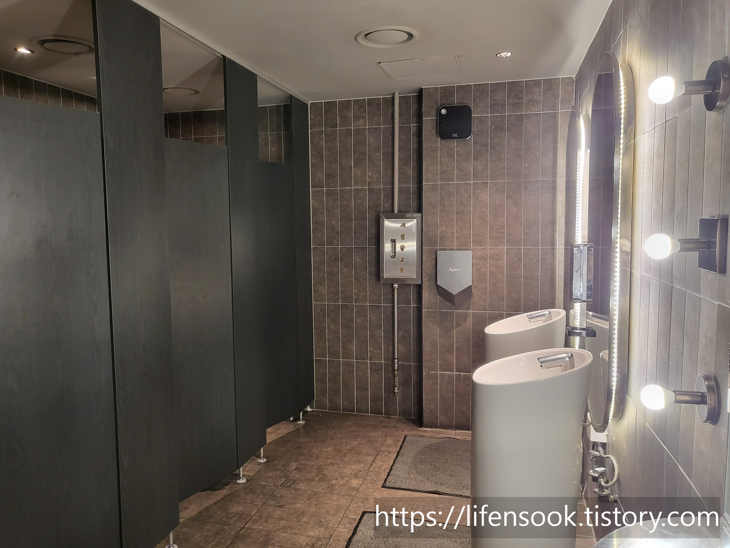 빕스 프리미어 목동41타워점 여자화장실 1