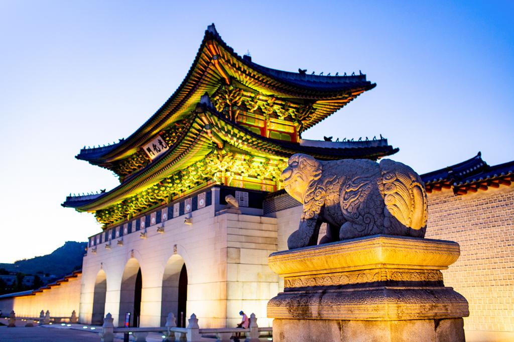 2025 경복궁 야간개장 주변 볼만한 곳 안내│데이트 코스로도 강추