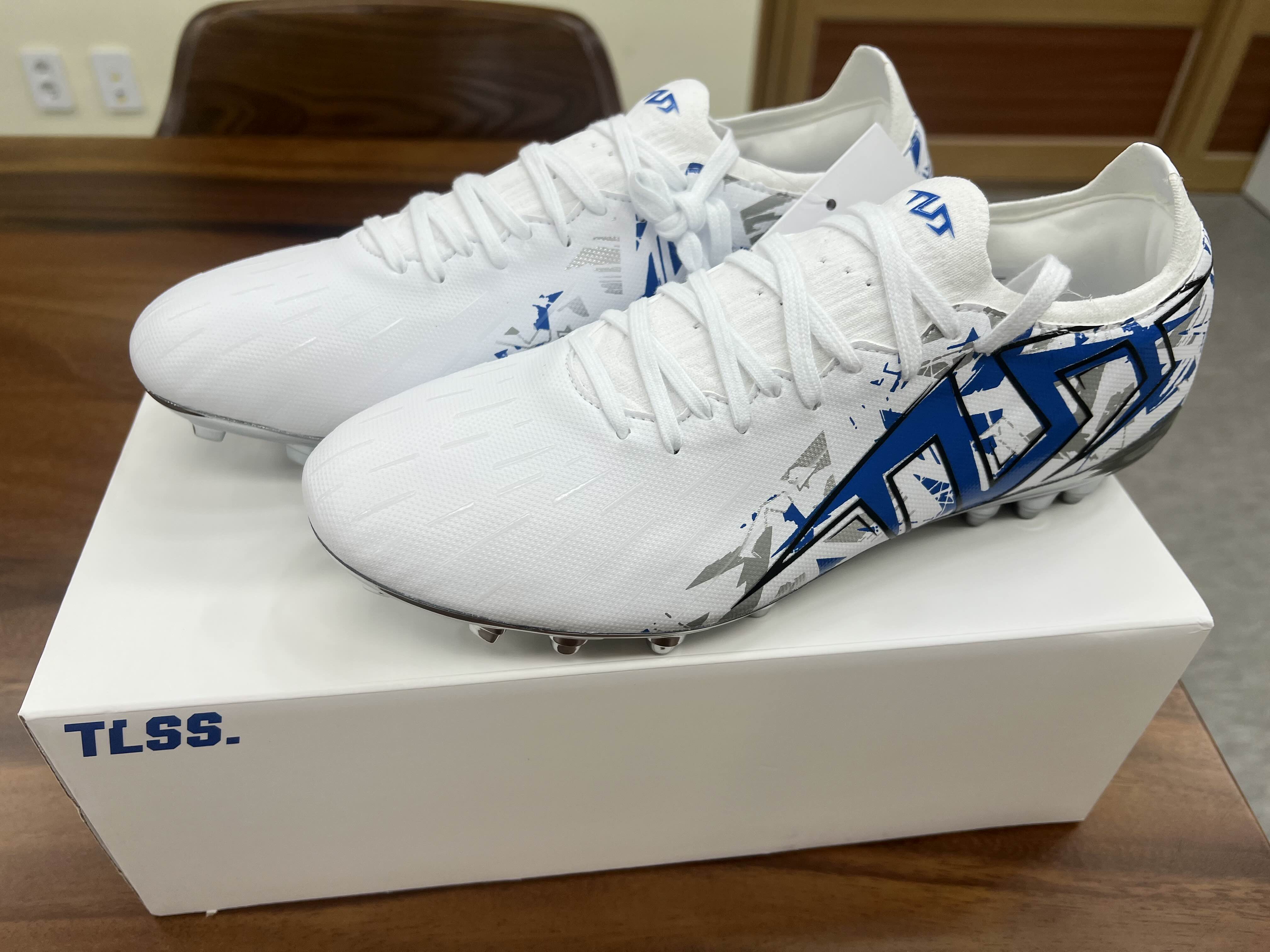 tlss 스트라이커 723 블루 축구화 이미지