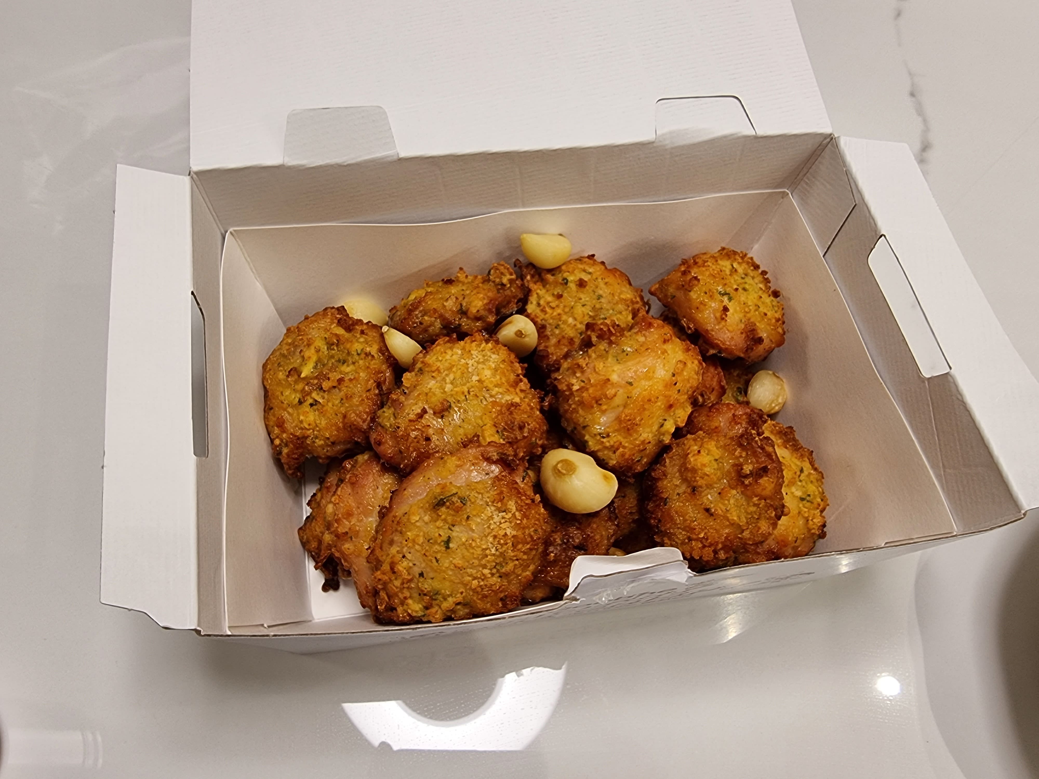 굽네치킨-남해마늘바사삭