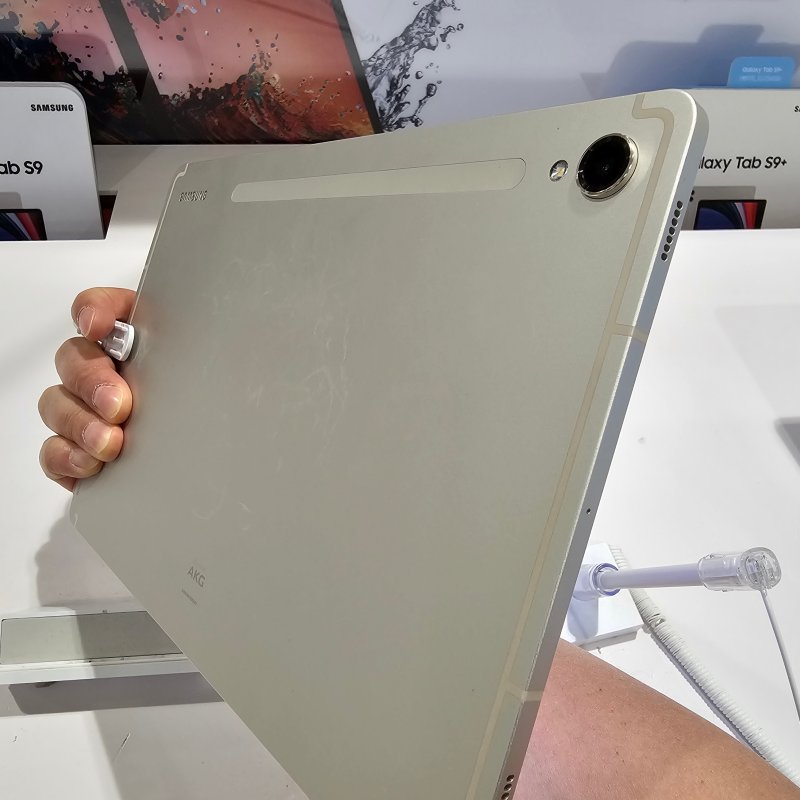 갤럭시탭-S9-카메라