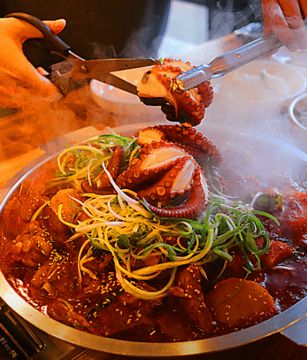 제주 중문 맛집 "중문흑돼지 매운갈비찜 동호갈비" 음식사진