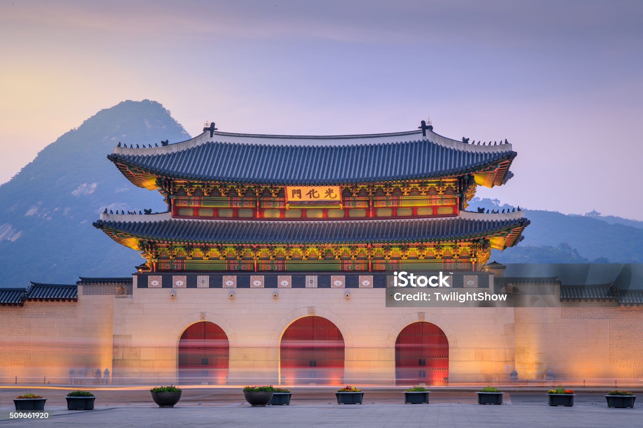 한국의 핫 플레이스중 하나인 경복궁