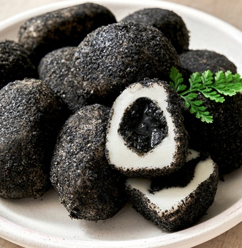 한국의 떡 종류 흑임자떡