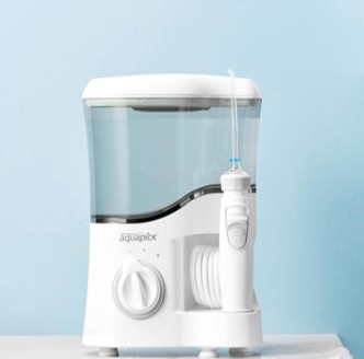 워터픽 WP-670 물줄기 세정 장면