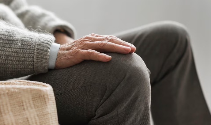 파킨슨병의 증상 떨림