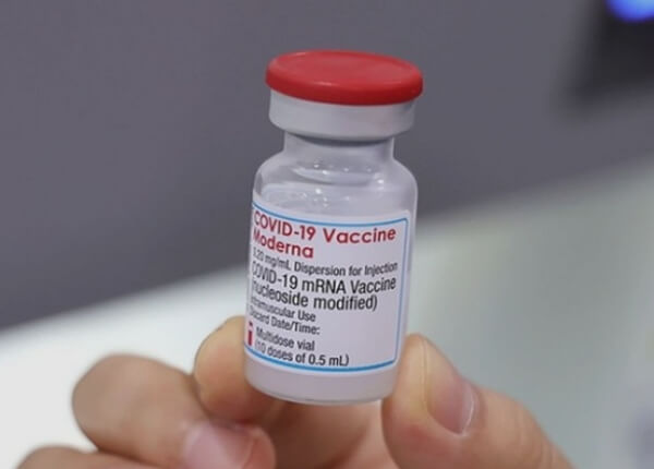 백신접종자와-모더나백신