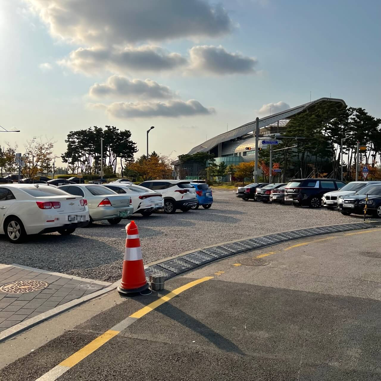 쏠마레 카페 주차장