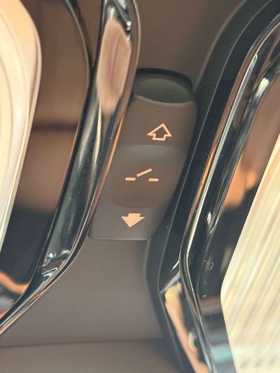 BMW-선루프-실내버튼-확대사진