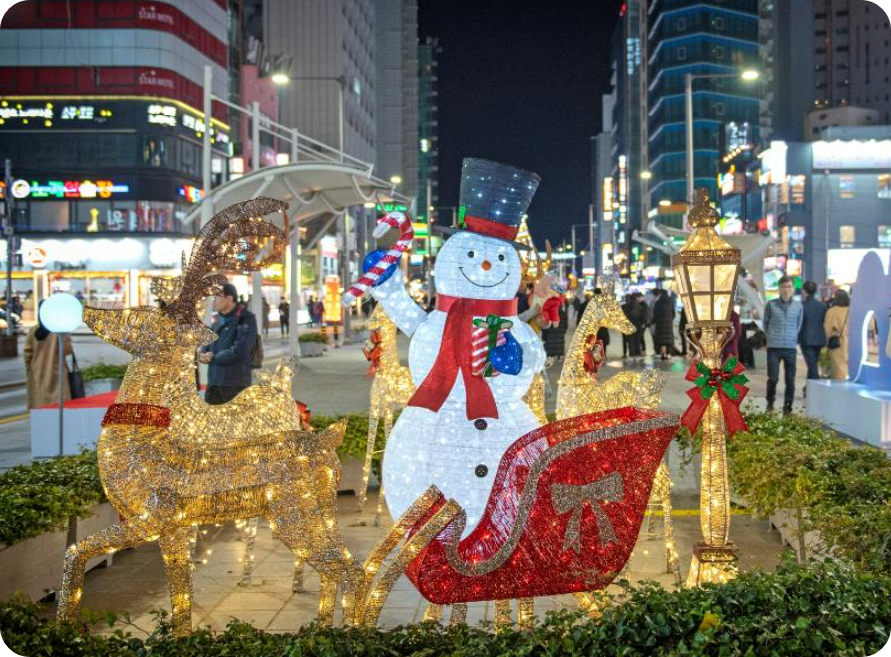 해운대 밤바다를 낭만으로 물들이는 해운대빛축제 [사진=visitbusan]
