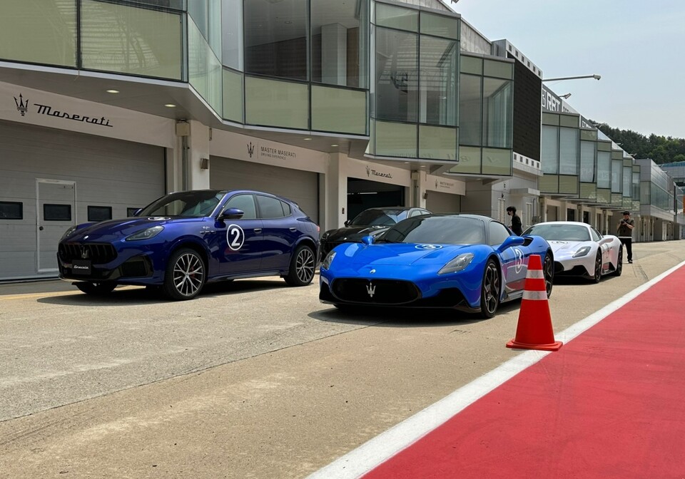 [시승] &quot;강렬함과 감성의 조화&quot; 서킷서 만난 삼지창&#44; 마세라티 &#39;그레칼레·MC20&#39;