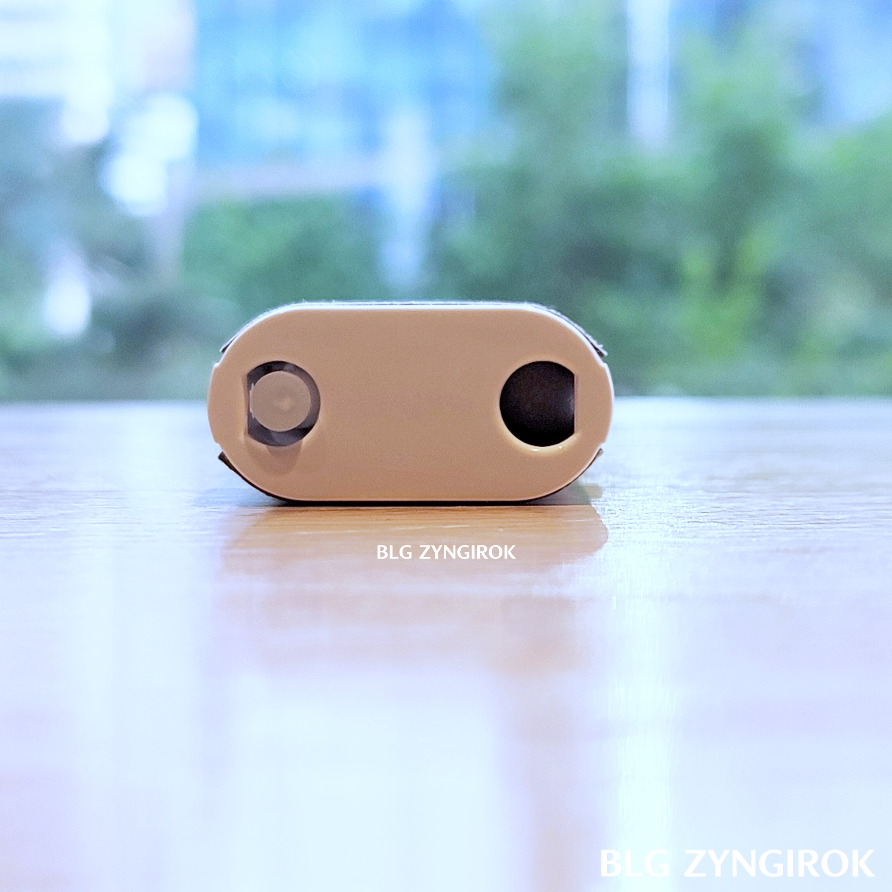 Multifunctional Cleaning Kit 윗면 모습이다.