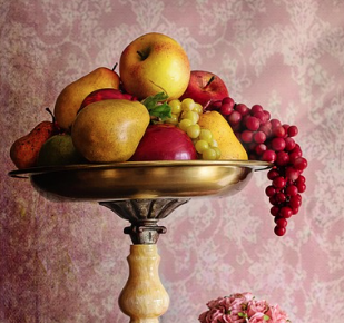 과일 먹는 꿈 해몽 및 해석(사과, 딸기, 바나나, 수박)