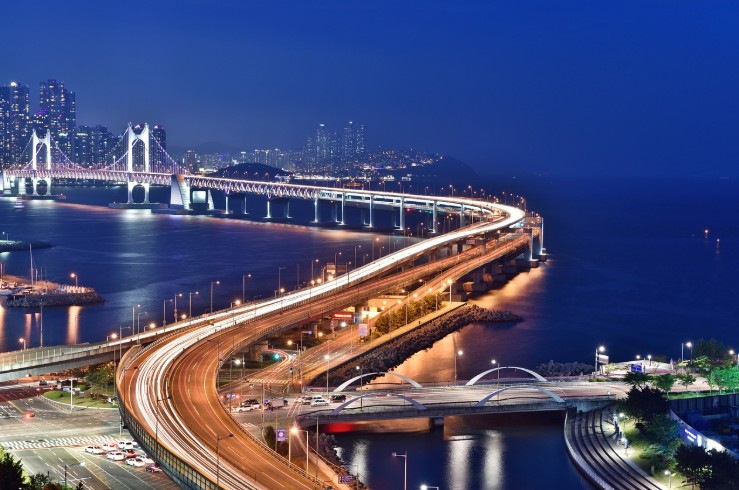 호텔에서 내려다 보는 광안대교 이미지