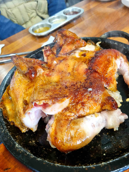 참숯바베큐, 누룽지 통닭, 장작구이 삼겹살