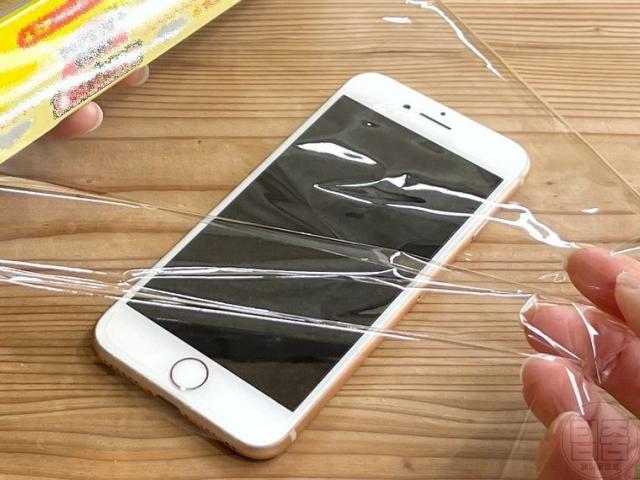 요리 휴대폰 유튜브 레시피 확인