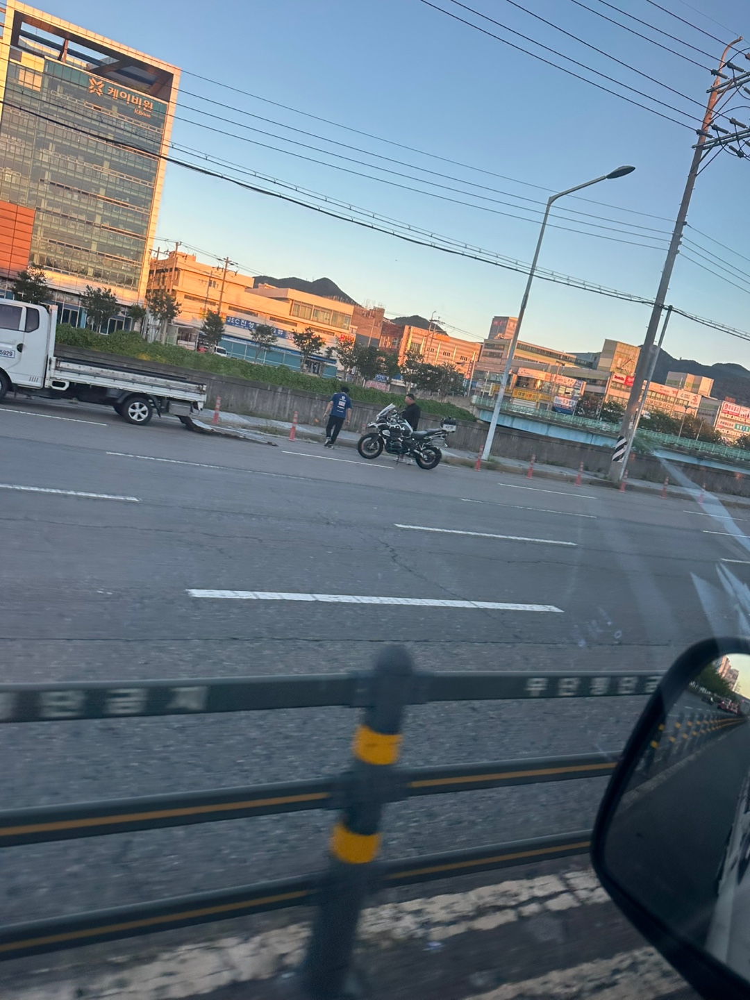 용달행