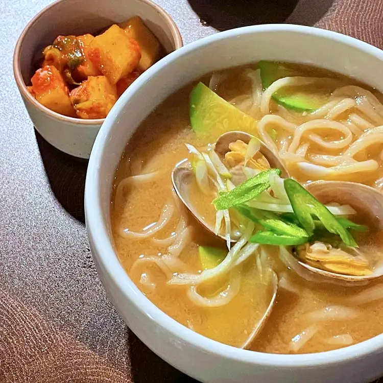 투데이 맛있는 메뉴 뭉티기 육회, 한우 아롱사태 수육, 소고기 전골, 오드레기 맛있는 족발집 추천 부산 수영 광안동 맛집