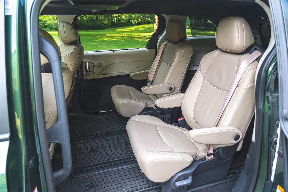 024 토요타 시에나 하이브리드