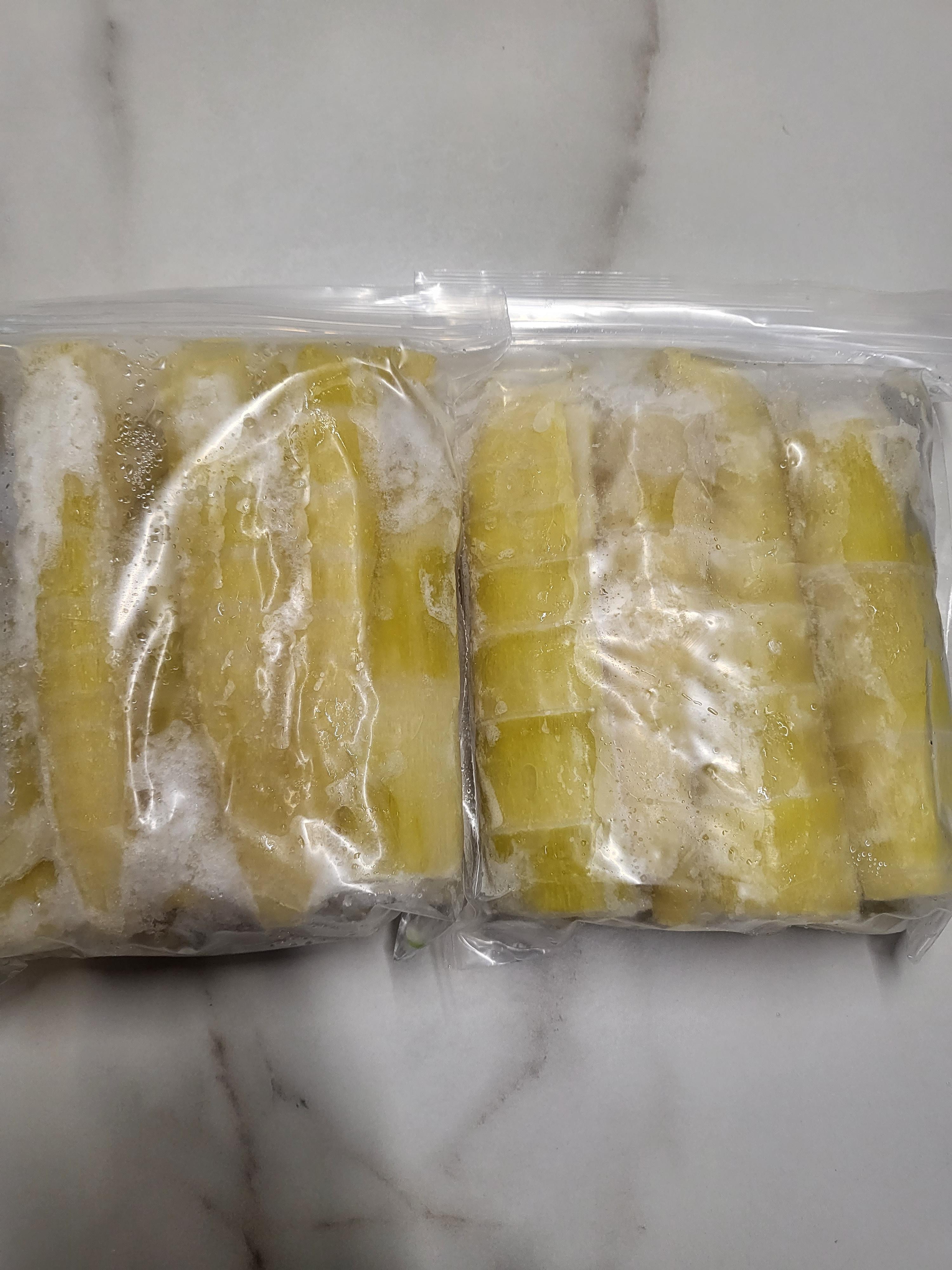 삶아서 냉동시킨 죽순