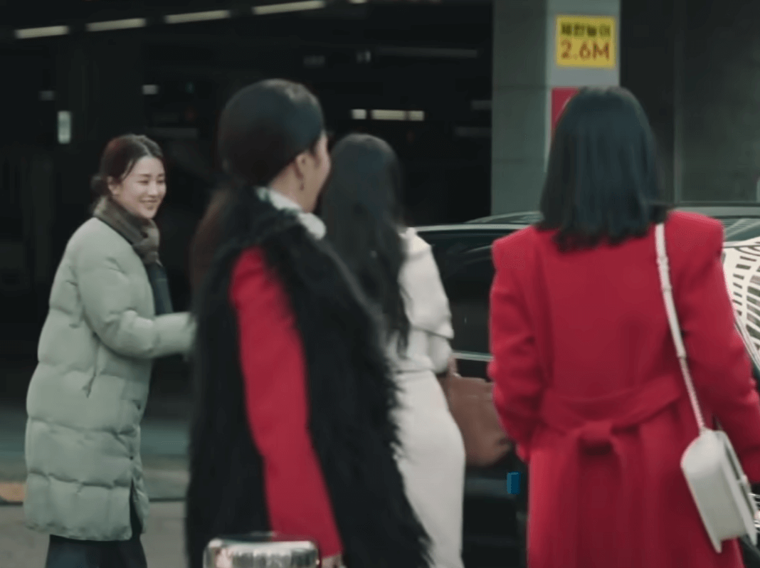 상류층과 임대동, 벽으로 나뉜 인간의 자존심