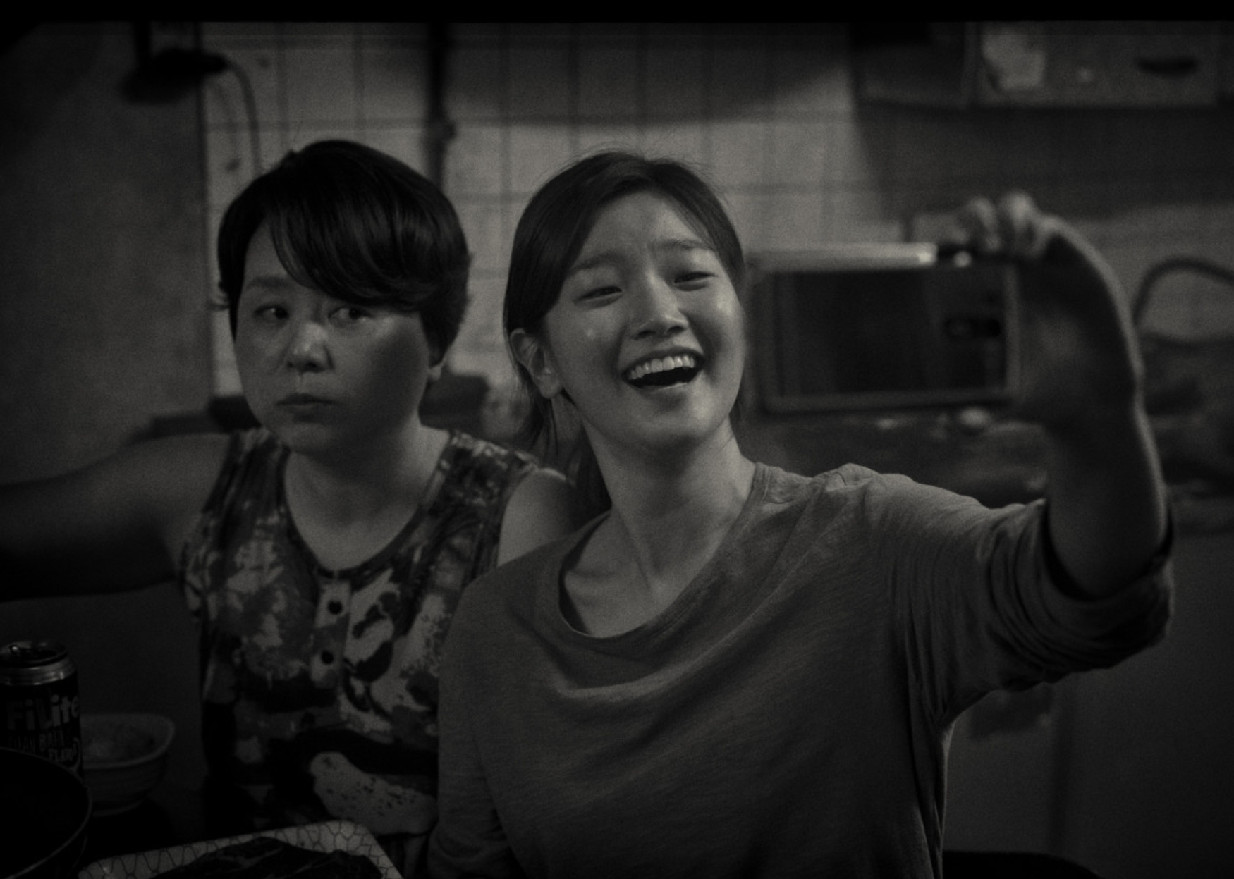 기생충 영화 리뷰 관련 이미지