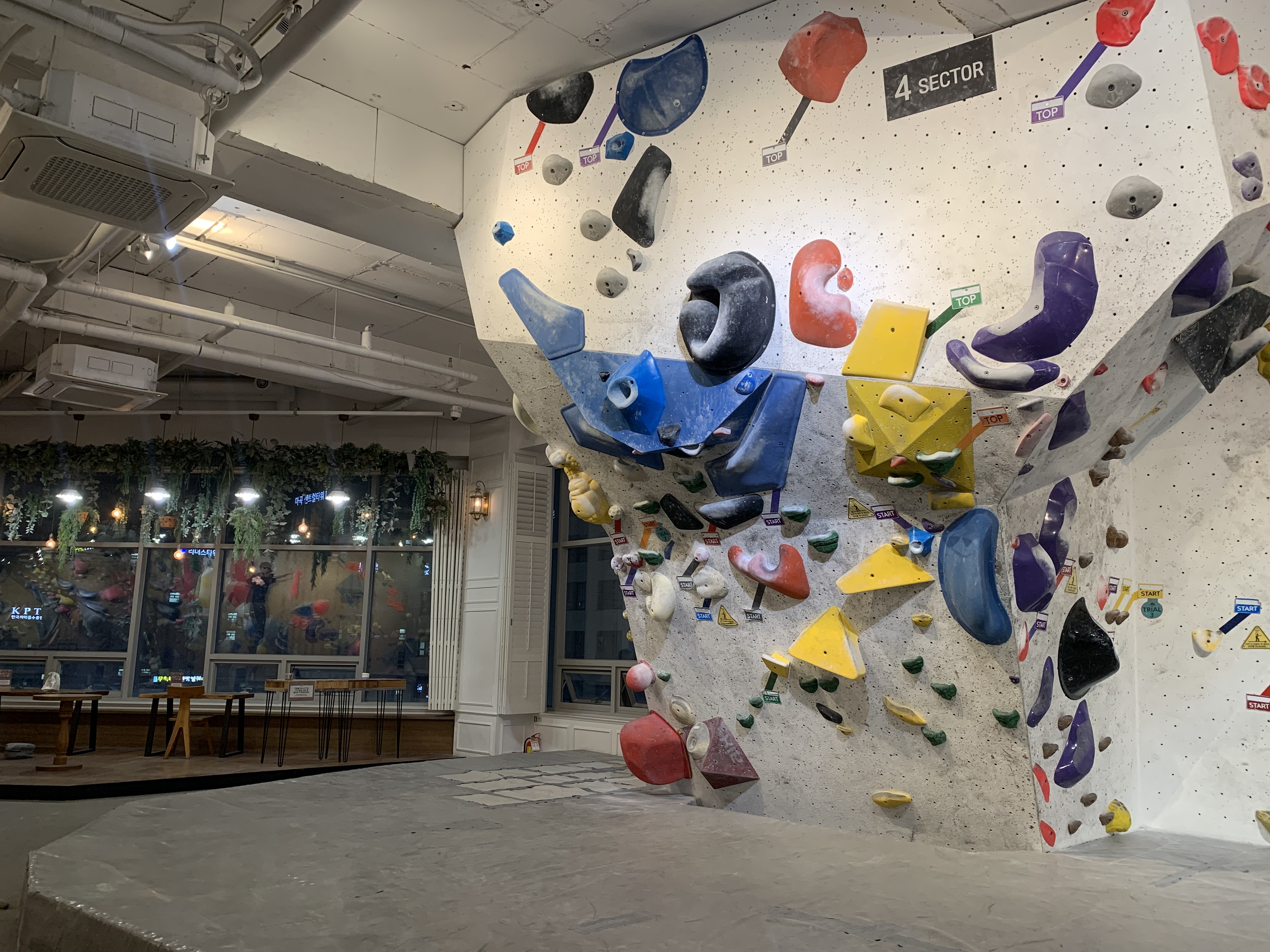 이색 취미 클라이밍 더클라임 마곡점