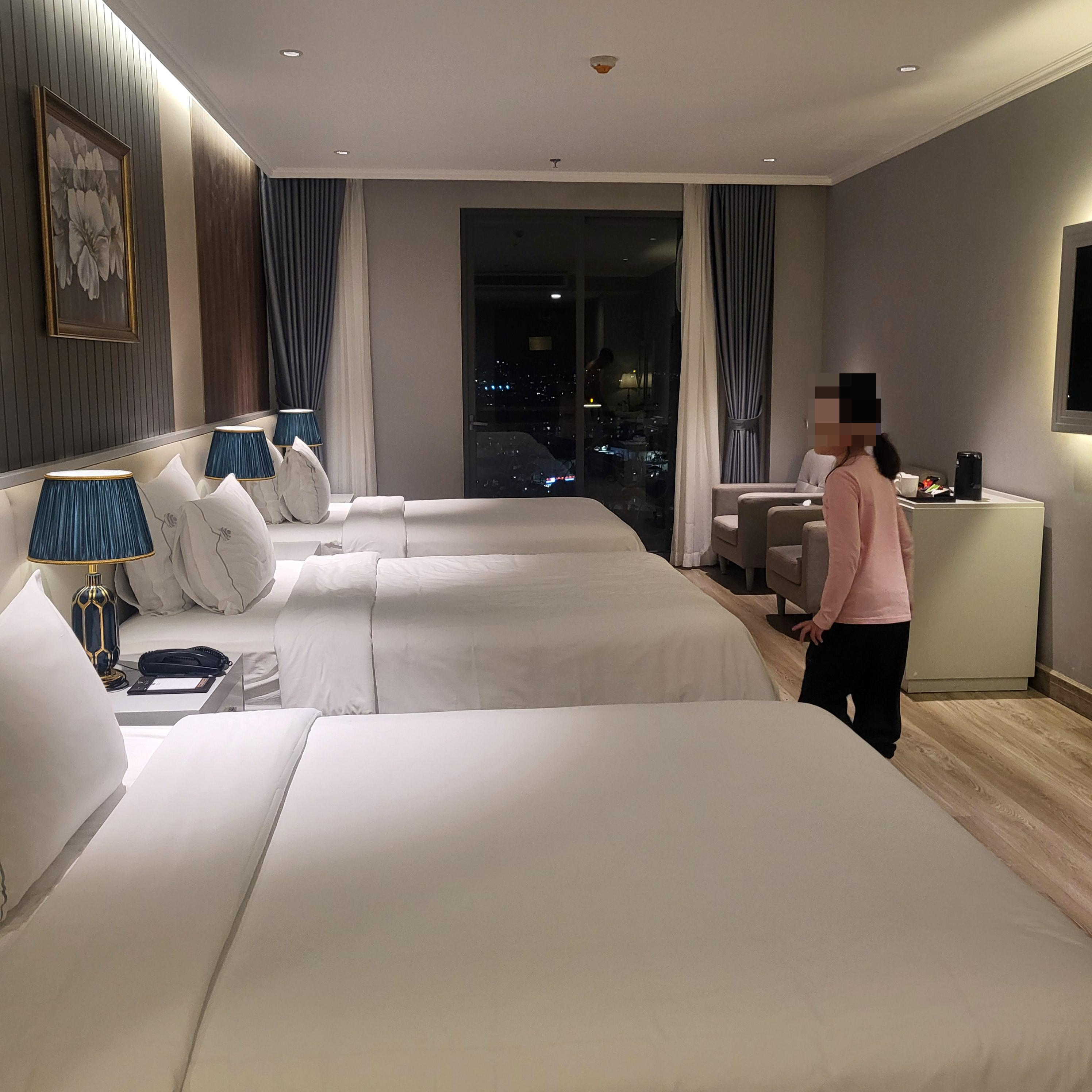 [달랏 호텔 추천] 멀펄르 달랏: 3인 가족도 여유로운 트리플룸 &amp; 조식 