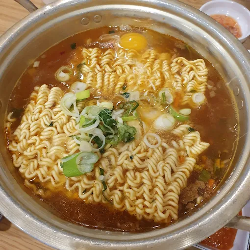 인계동 24시간 족발집 '아강족발'