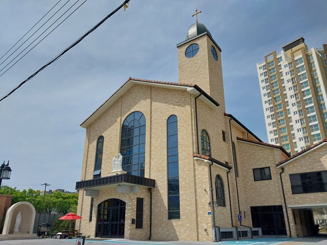 아산 온양모종동성당