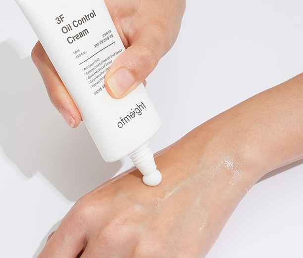 오브메이트 오일 컨트롤 크림 여드름 &amp; 트러블 완화 효과