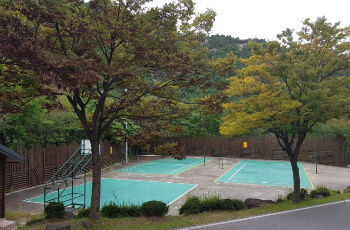 상주 성주봉 자연휴양림 족구장