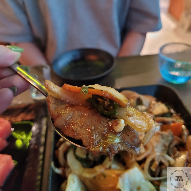 간장불고기와 채소