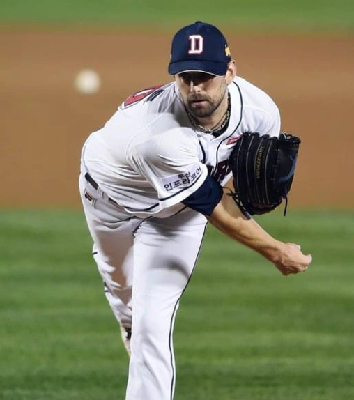 피지컬100-니퍼트