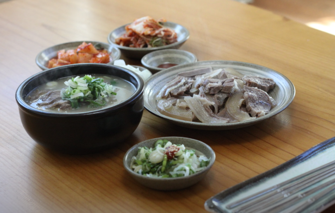 최미자 소머리국밥 1관