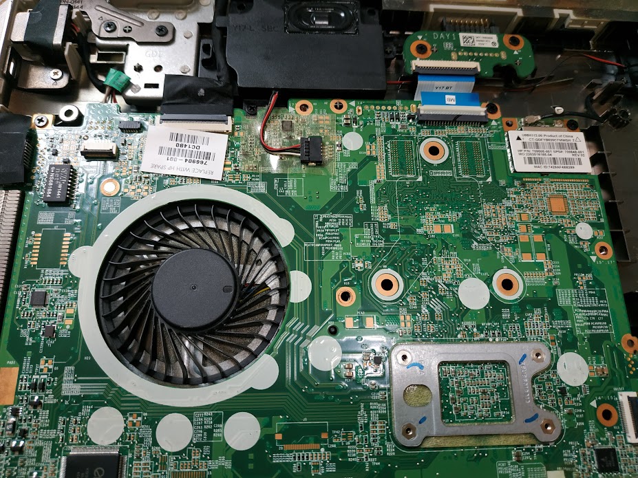 HP 파빌리온 17 노트북 분해 14