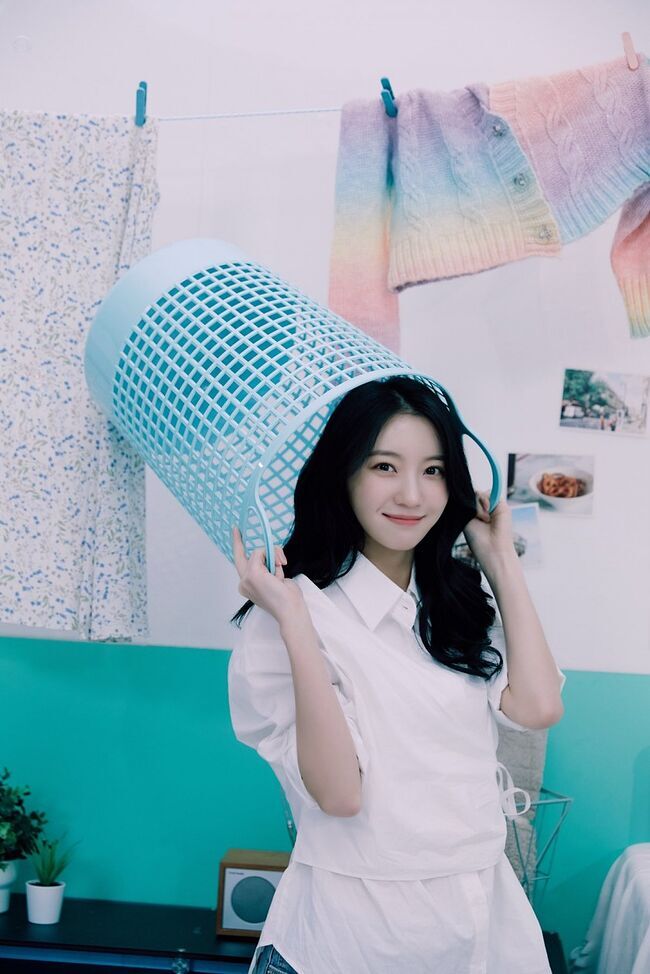 유빈 오마이걸 나이 프로필 키 인스타 화보 mbti 코로나 과거