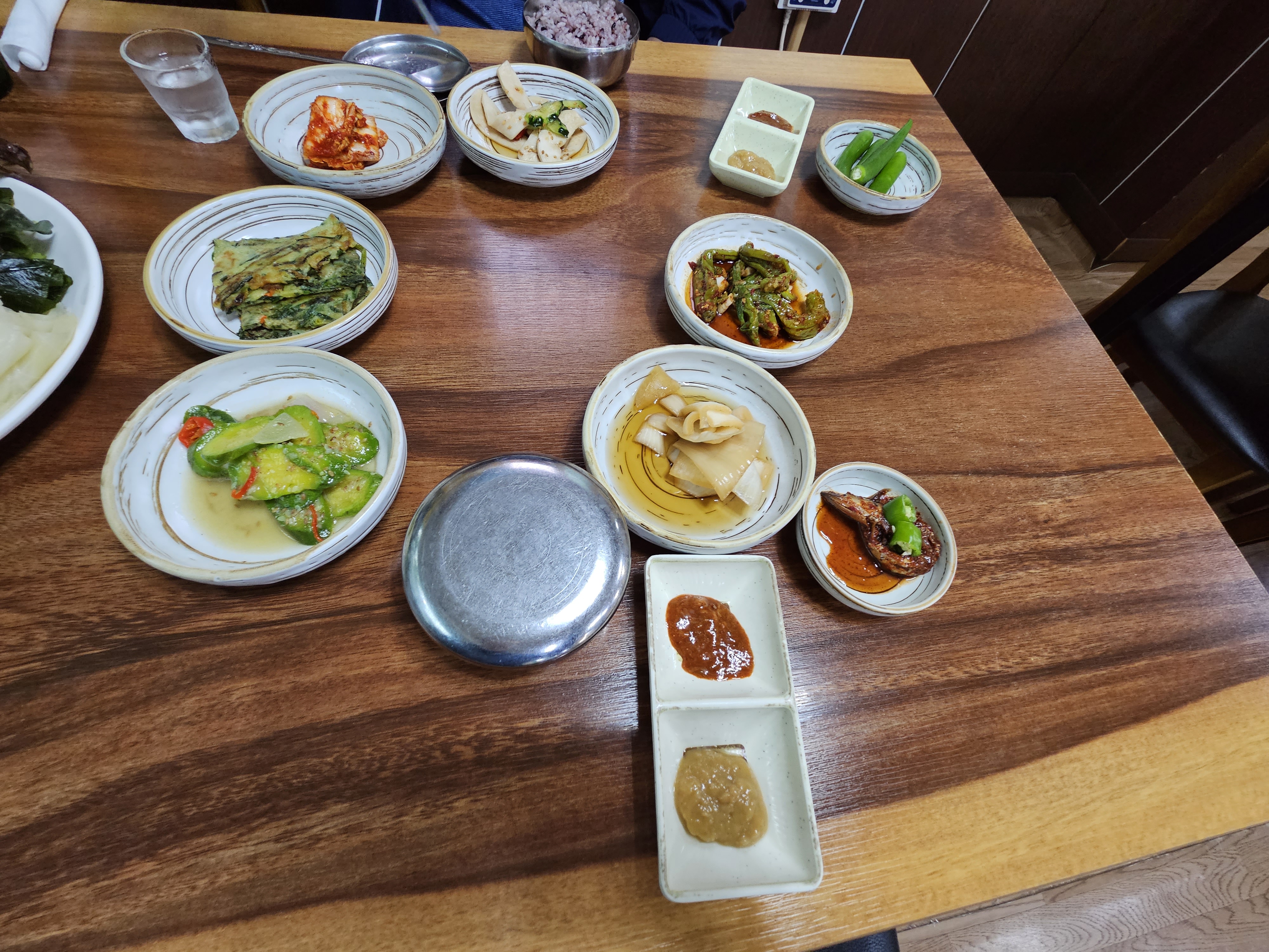 또순이 고등어 쌈밥 반찬