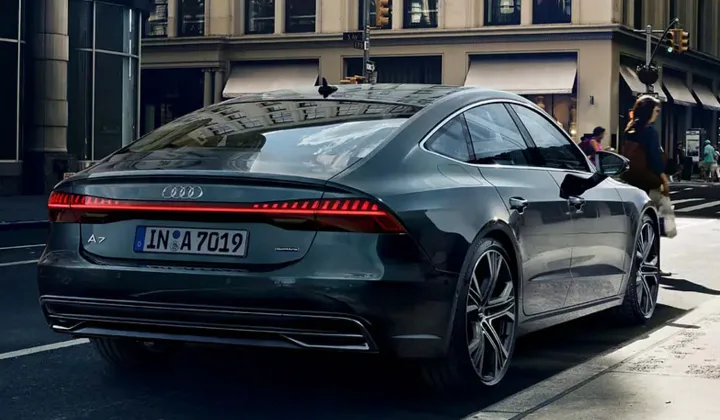 아우디A7-후면부-사진
