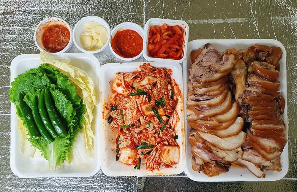 수진동 황금왕족발