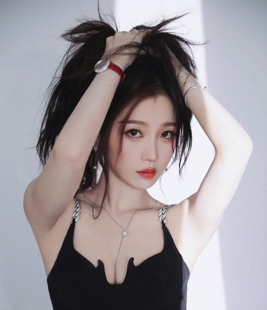 [중드] 프로필 우서흔 드라마추천 - 량개인적소삼림&#44; 창란결&#44; 월광변주곡&#44; 소야여아적라만사