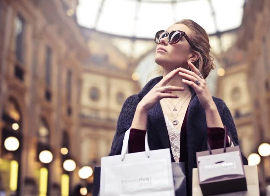 영화 패션 이미지