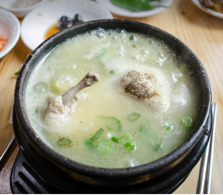 삼계탕의 모습